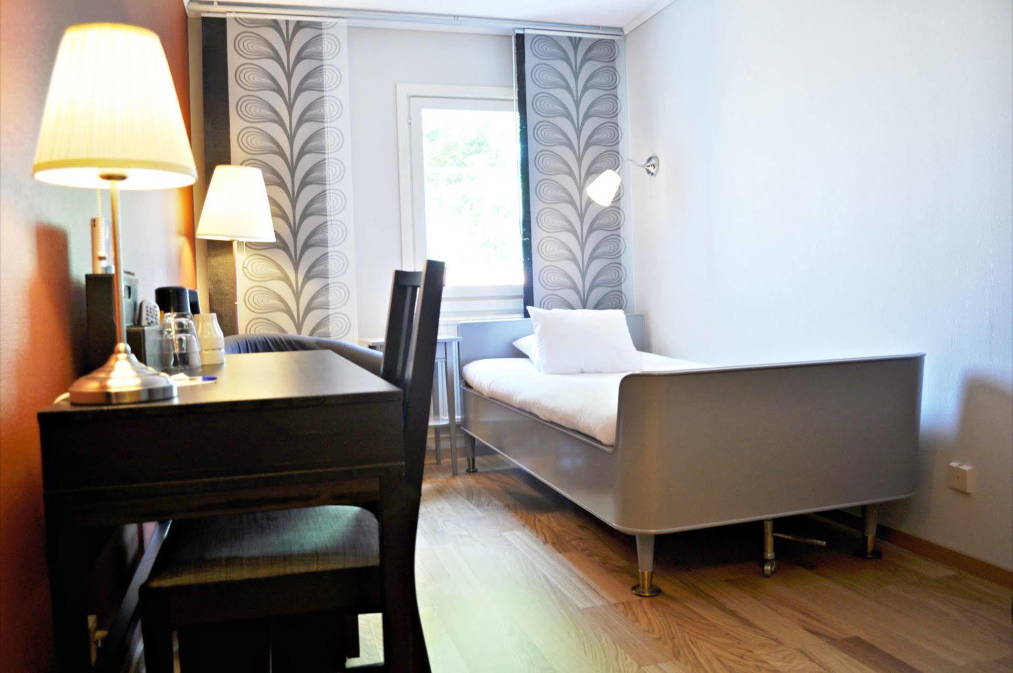 Jennys Hotell Och Restaurang Arvika Exterior photo